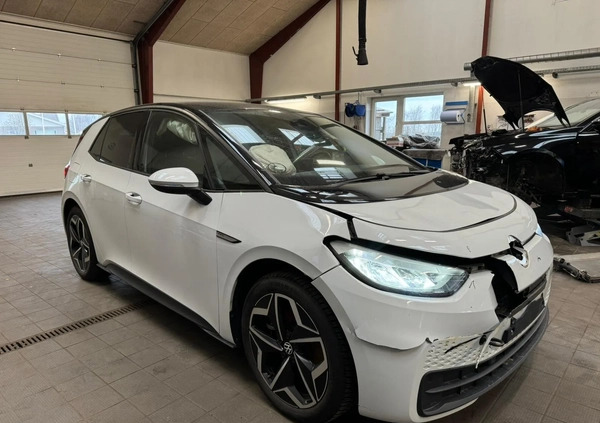 Volkswagen ID.3 cena 49900 przebieg: 66000, rok produkcji 2020 z Szczawno-Zdrój małe 67